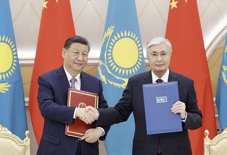  Kazakhstan Eyes Innovation with China, EU in Wait